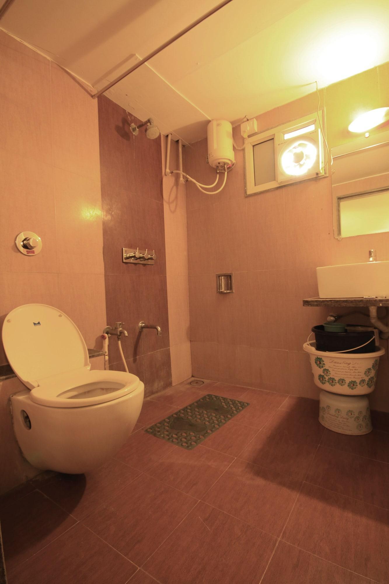 Fabhotel Kadamb Inn Ahmedabad Eksteriør bilde