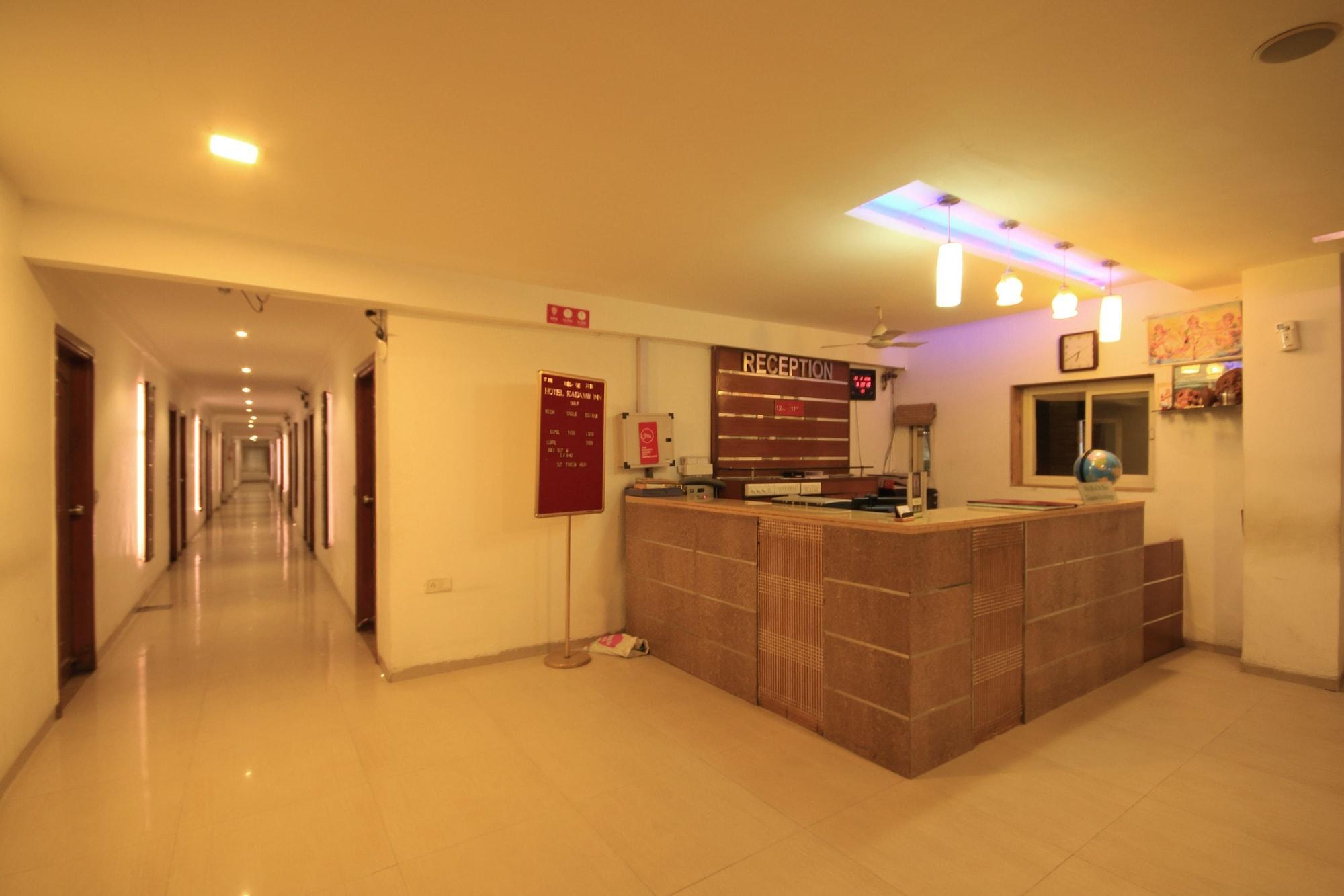 Fabhotel Kadamb Inn Ahmedabad Eksteriør bilde