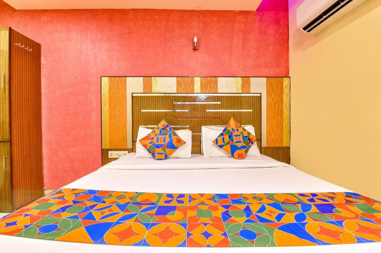 Fabhotel Kadamb Inn Ahmedabad Eksteriør bilde