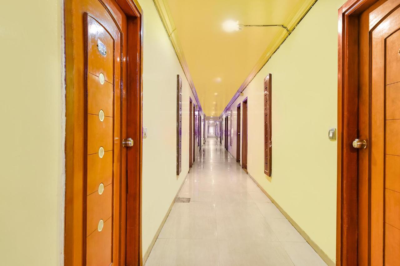 Fabhotel Kadamb Inn Ahmedabad Eksteriør bilde